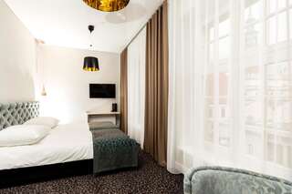 Хостелы Sleep in Hostel & Apartments Познань Улучшенный двухместный номер с 1 кроватью или 2 отдельными кроватями-2